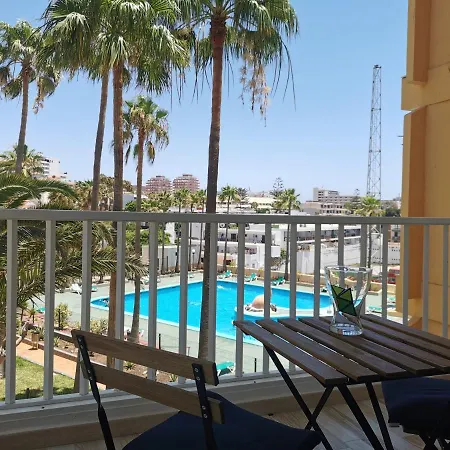 Nice Apartment, Pool,Wifi! Διαμέρισμα *